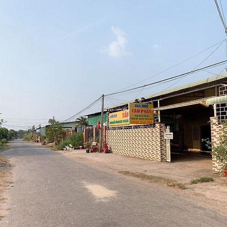 Hotel Nhà Nghỉ TáN PháT Ap Thanh Son Zewnętrze zdjęcie