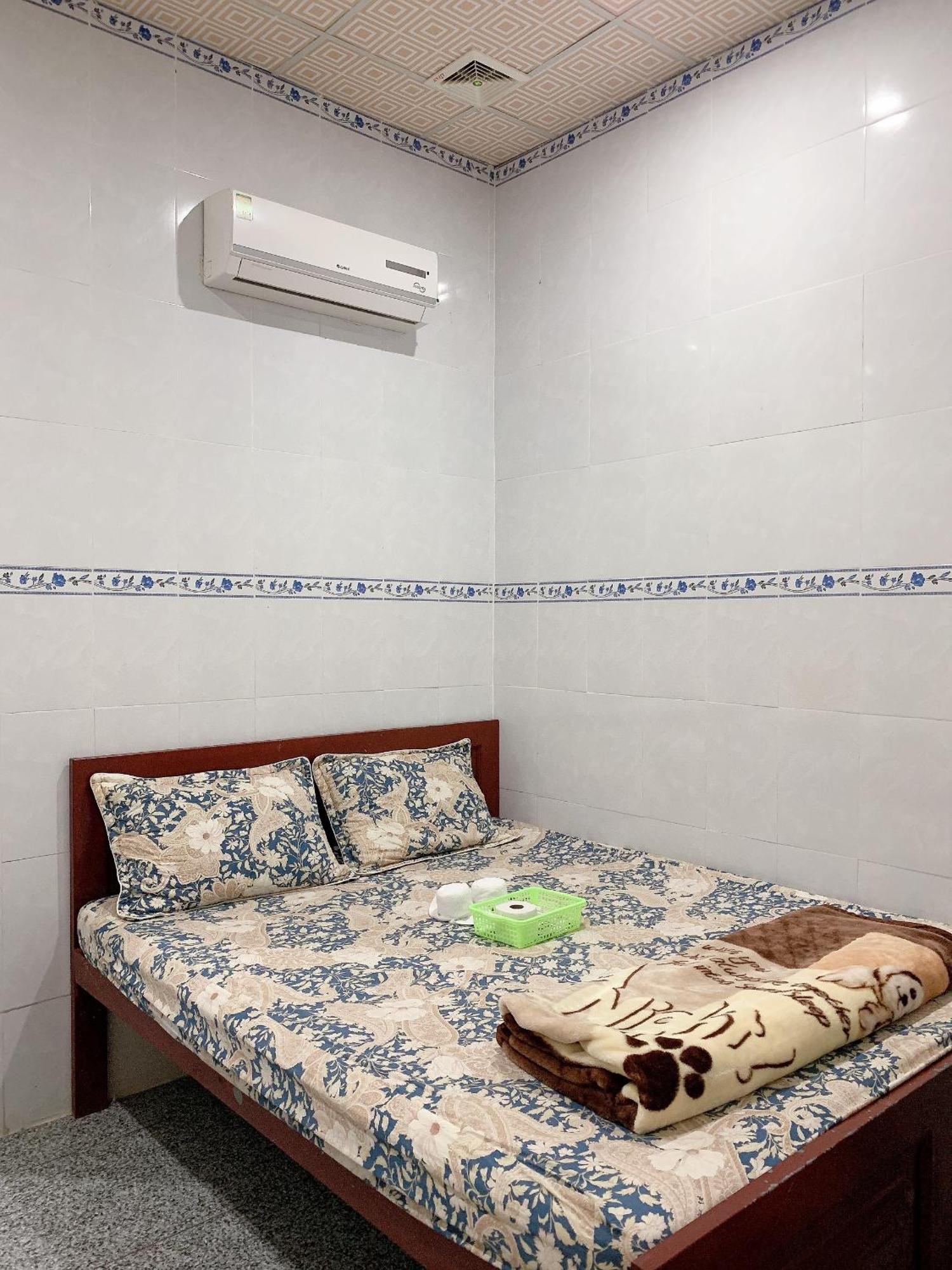 Hotel Nhà Nghỉ TáN PháT Ap Thanh Son Zewnętrze zdjęcie